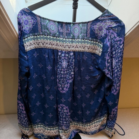 Lucky Brand V Neck Tunic Floral Mosaic Pattern Navy White Purple M - Picture 6 of 11